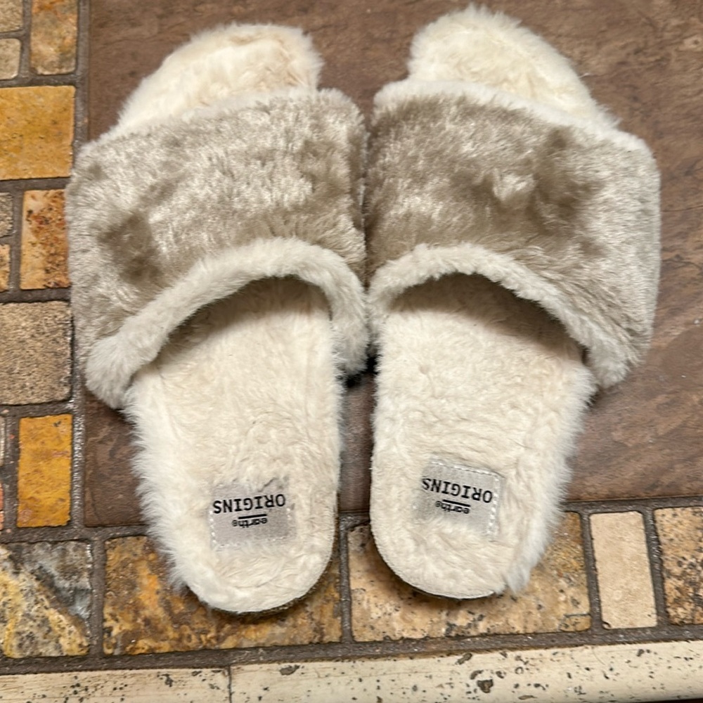 Fuzzy slippers